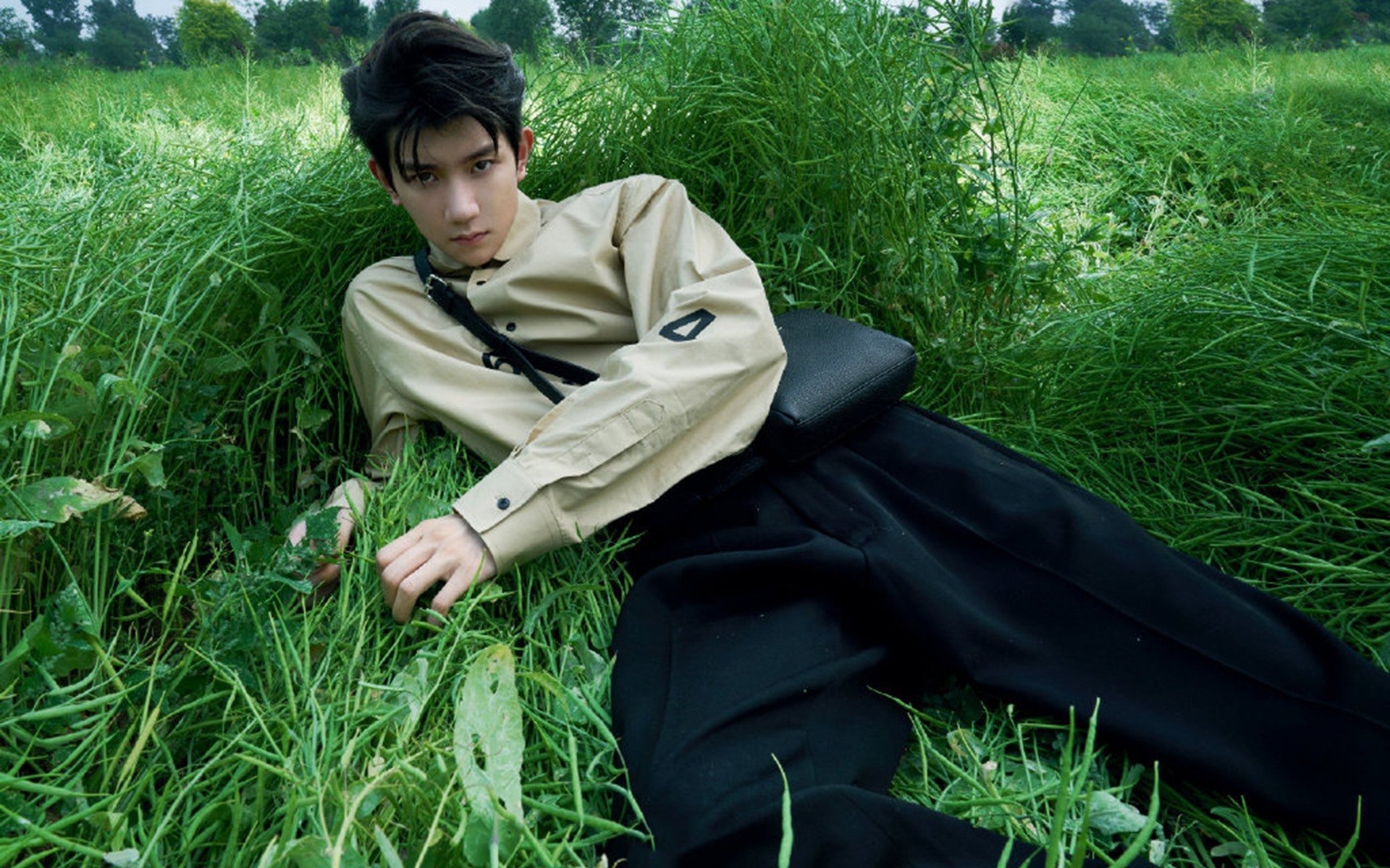 新王加冕,奥利维耶的冠军级演出,佛罗伦萨在波斯湾击碎卡塔尔铁壁