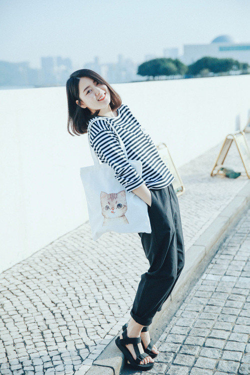 巨人破网，文班亚马主宰禁区，广东宏远夺下队史第十二冠